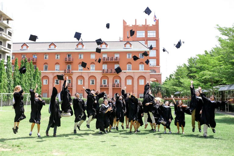 REGENT'S INTERNATIONAL 学校